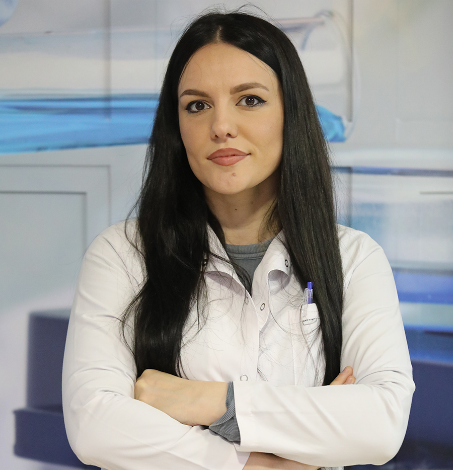 Dr. Arta Ramadani